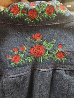 Vintage Rose Embroidered Denim Jacket Gold Floral Buttons Western Cottagecore